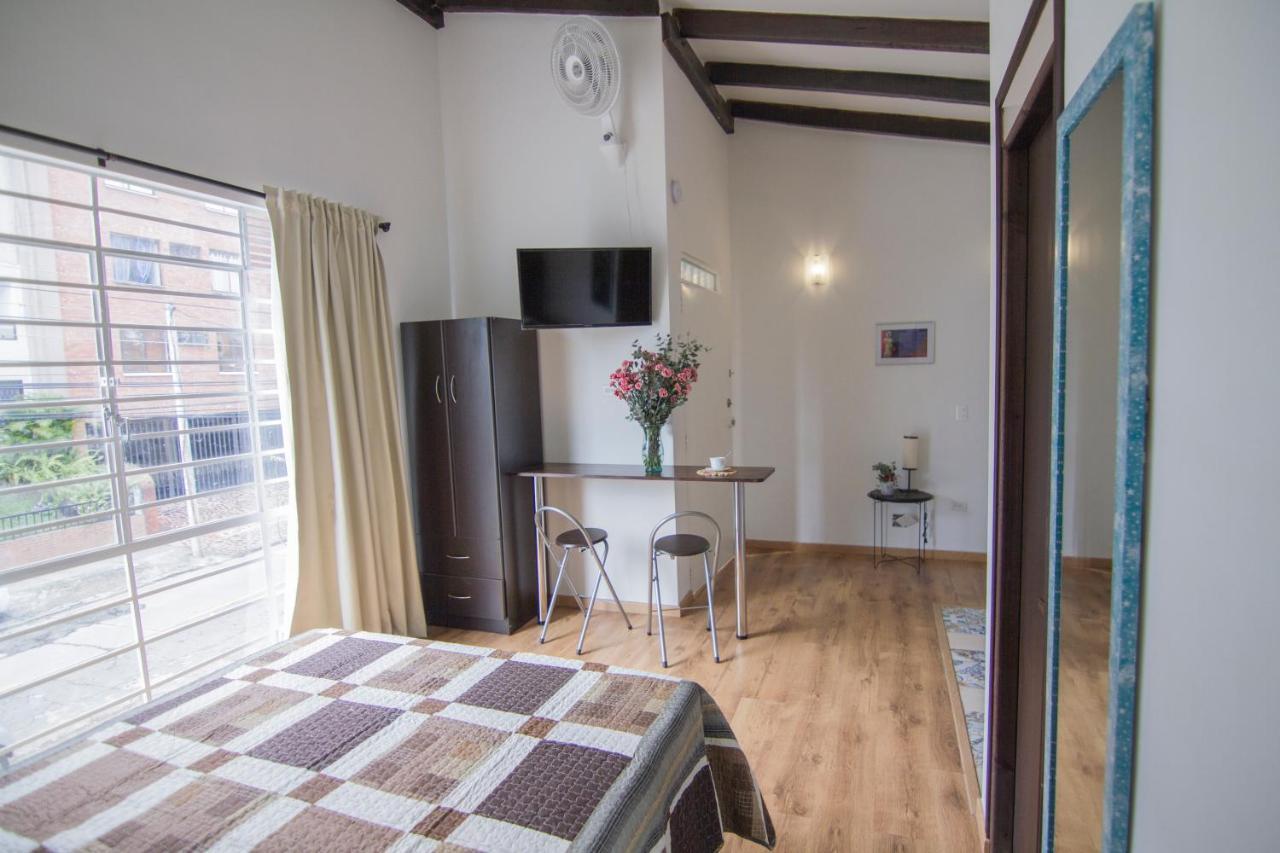 Studios Jovita House Калі Екстер'єр фото